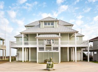 2272 Trinidad Dr, Crystal Beach, TX 77650