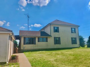 1810 Ashton Rd, Ashton, IL 61006