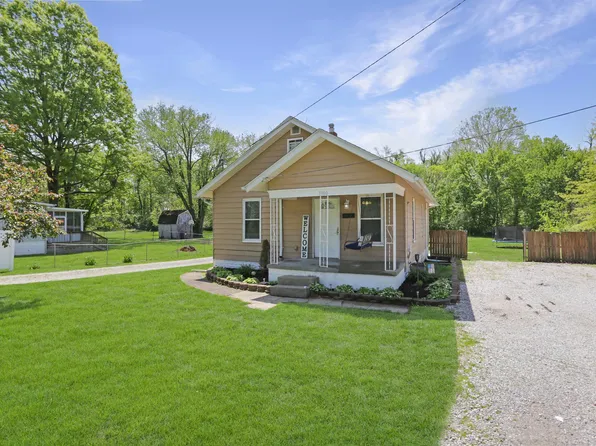 3900 Hogue Rd, Evansville, IN 47712