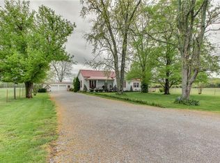 577 College Grove Rd, Eagleville, TN 37060