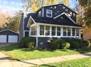 118 E Sunnyside Ave, Libertyville, IL