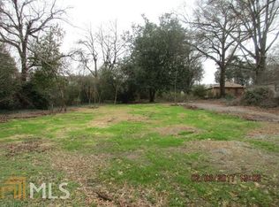 1136 W Poplar St, Griffin, GA 30224