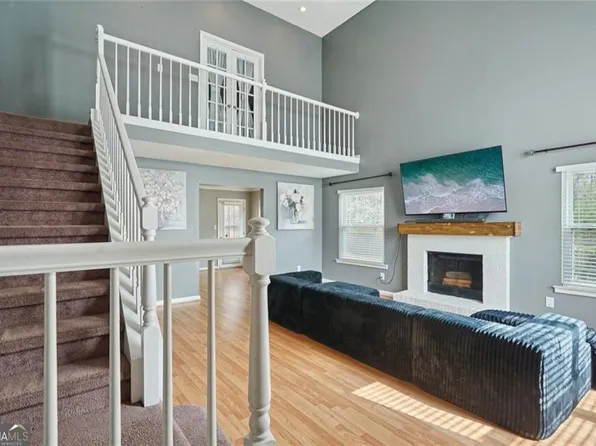 2100 Green Tree Ct, Lithonia, GA 30058