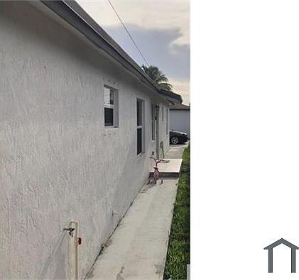 3rd image of 17994 SW 104th Ave #1