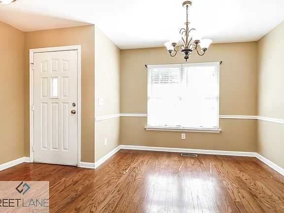 5th image of 105 Harkness Ct