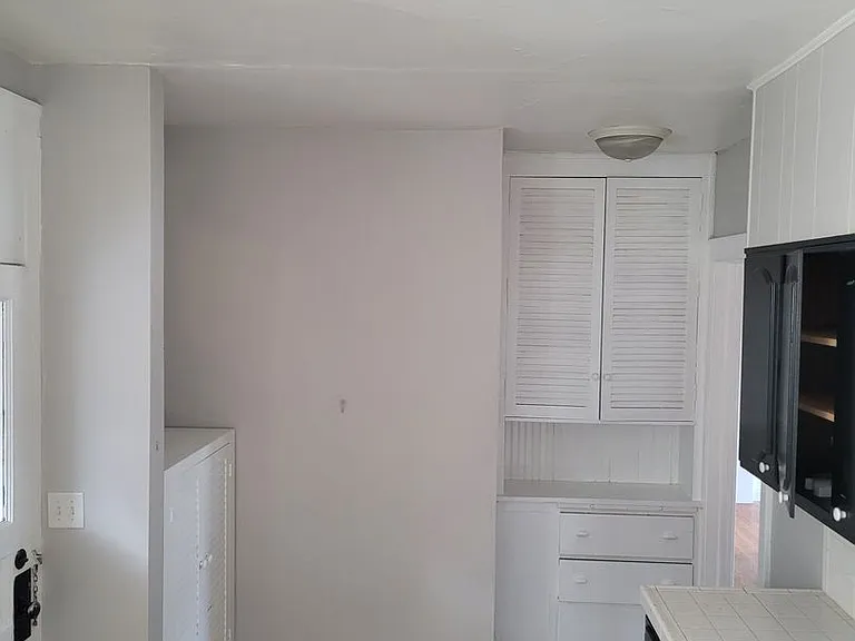 200 Steward Ave — Photo 3