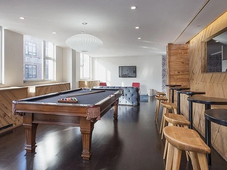 250 Bedford Ave #129210 — Photo 8