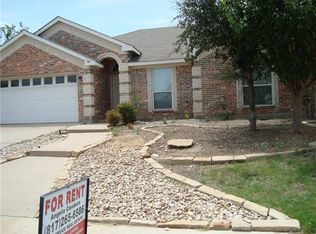 861 Morgan Dr, Burleson, TX 76028
