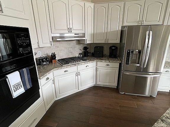 4th image of 6022 E Anderson Dr