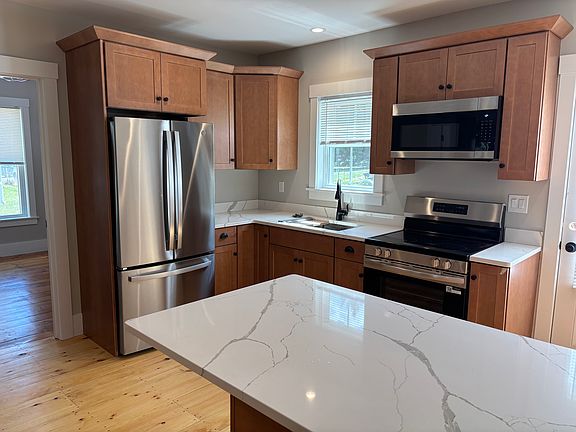 5th image of 5 Woodman Ave