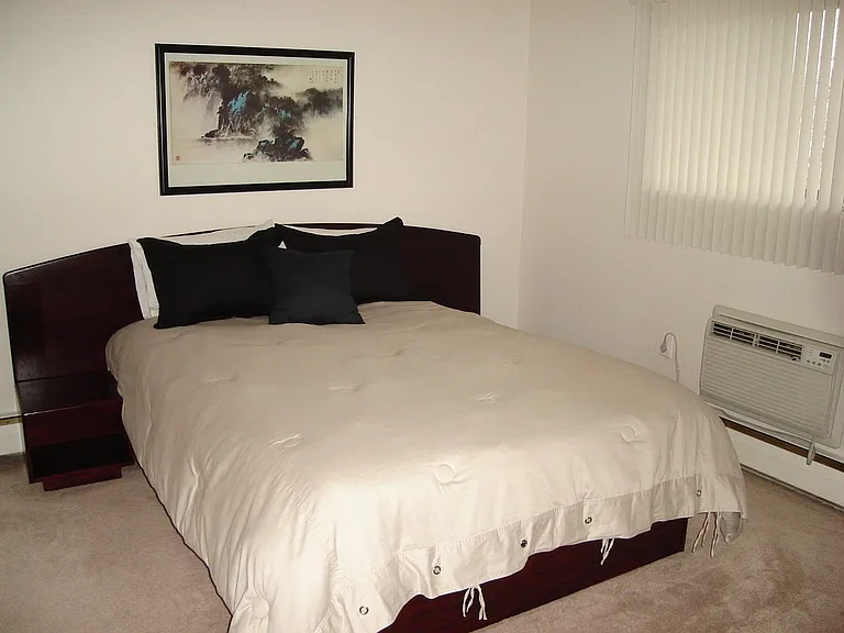 Velma Court — Photo 7