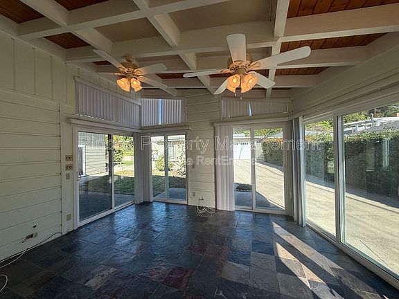4th image of 3677 Willowick Dr