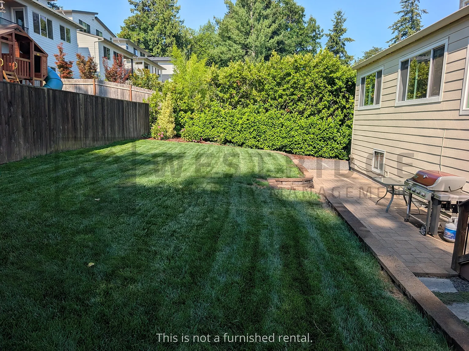 4 bed, 2246 sqft, $3,500 — Photo 3
