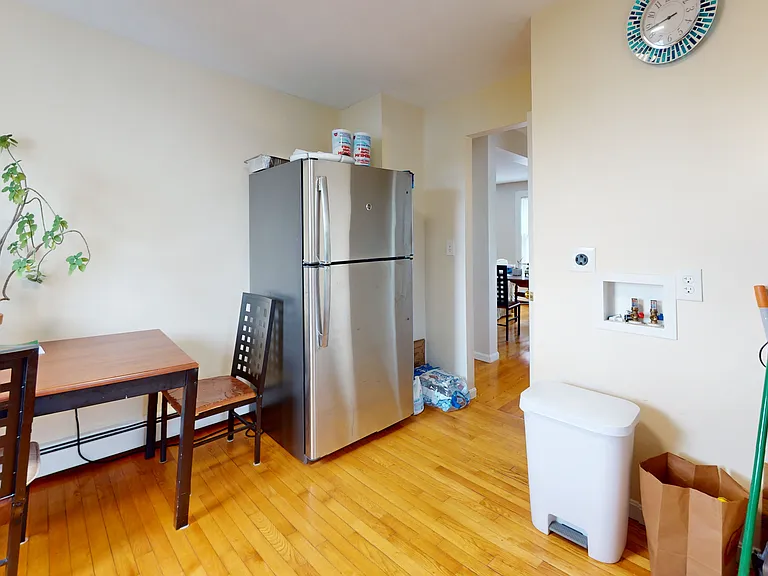 19 Harvard St #3 — Photo 3