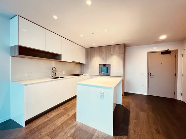 6808 Minoru Blvd #727, Richmond, BC V6Y 2V7