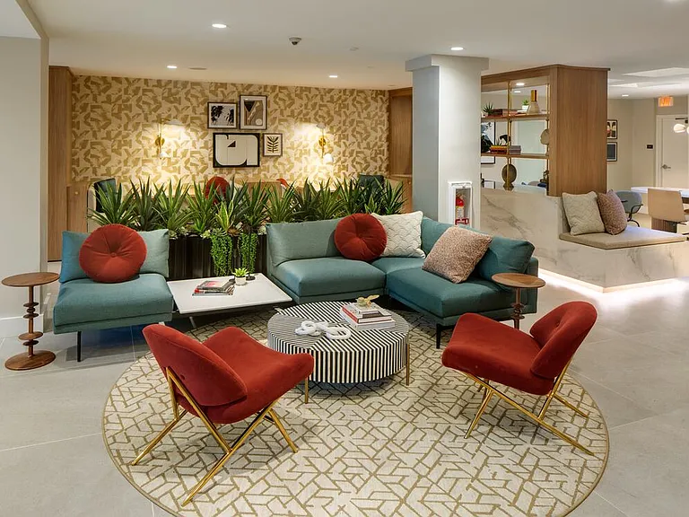 Leasing lobby with lounge seating
