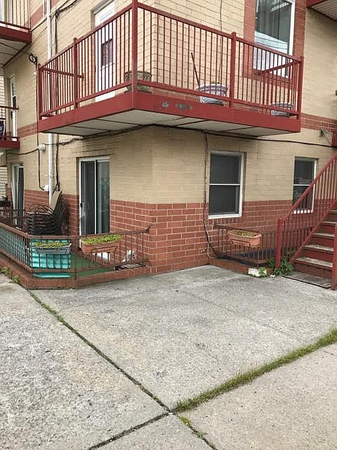 1st image of 2669 E 11th St APT 1A