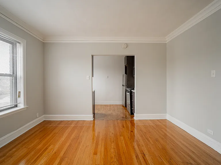 4742-48 S. Woodlawn Ave — Photo 18