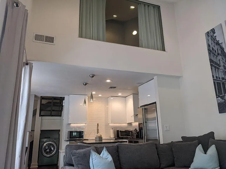 602 N May St #45 — Photo 3