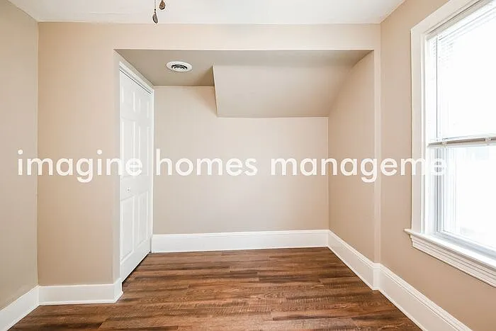 1469 Lakeland Ave — Photo 9