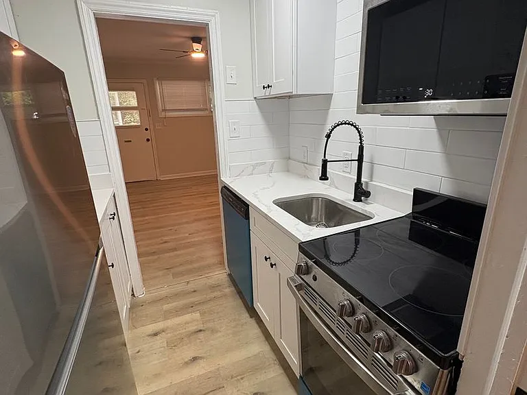 717 Chestnut St — Photo 6