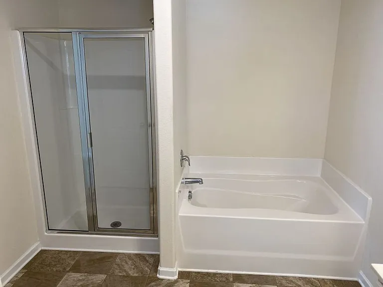7617 Malden Park Dr — Photo 17