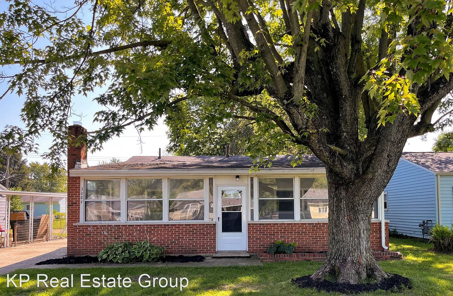 3084 Fairwood Ave photo 1