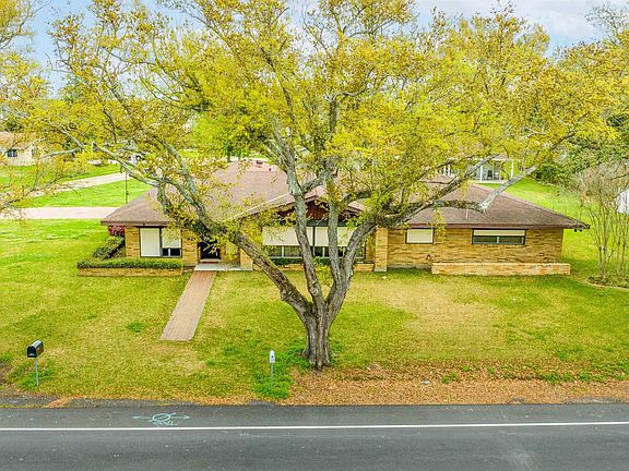 3rd image of 6057 W Park Ave