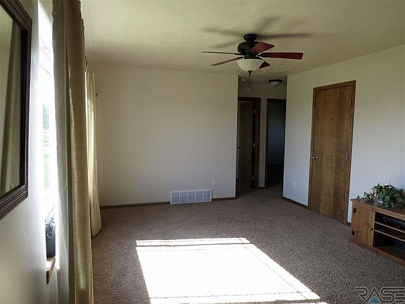 4th image of 511 Tessa Ave