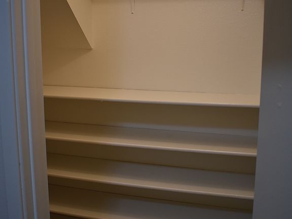 5th image of 3051 Cowley Way Unit 22