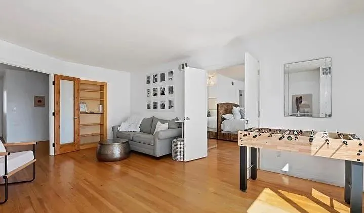 3625 Kingsley St — Photo 6