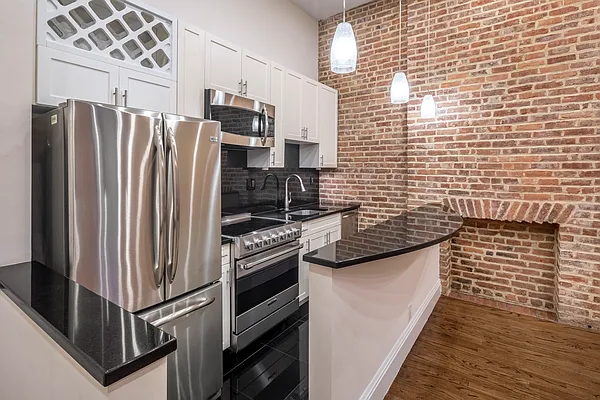 Rented by Douglas Elliman | media 3