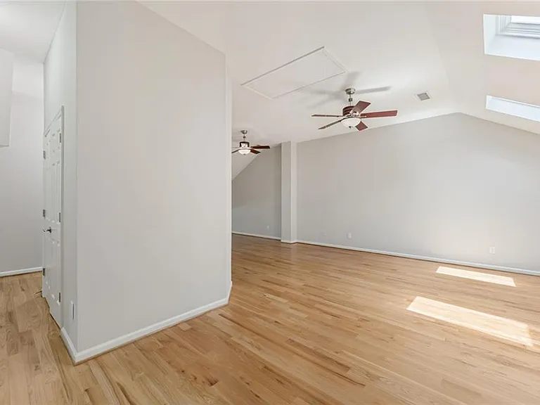 7508 Portbury Park Ln — Photo 34