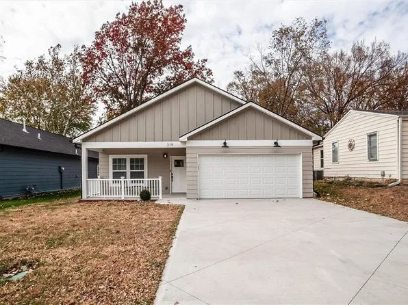 319 N Lincoln St, Olathe, KS 66061