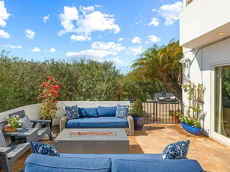 Outdoor living space off of living room