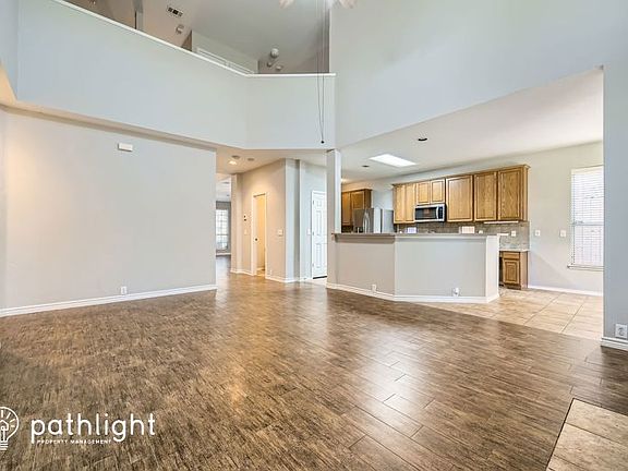 4th image of 3917 Lochridge Ct