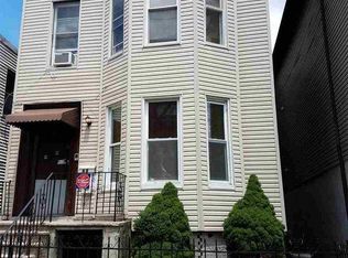 98 Bleecker St, Jersey City, NJ 07307