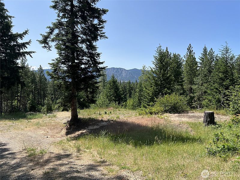 5th image of 1571 Summit View Road