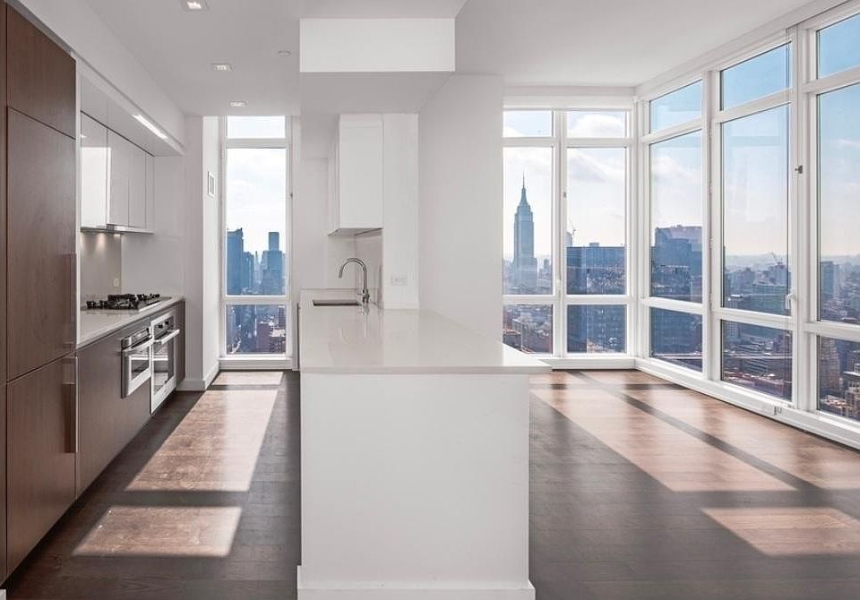 1st image of 700 W 42nd St #45G