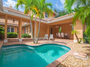 9082 Castle Harbour Cir, Vero Beach, FL 32963