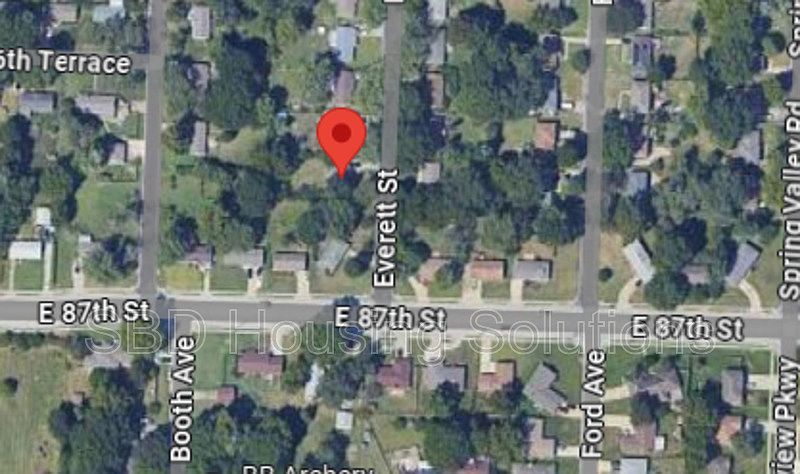 2nd image of 8608 Everett St