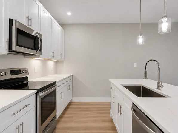 298 Main St, Yarmouth, ME