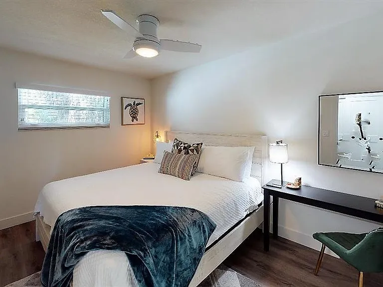 1910 Morrill St #5 — Photo 10