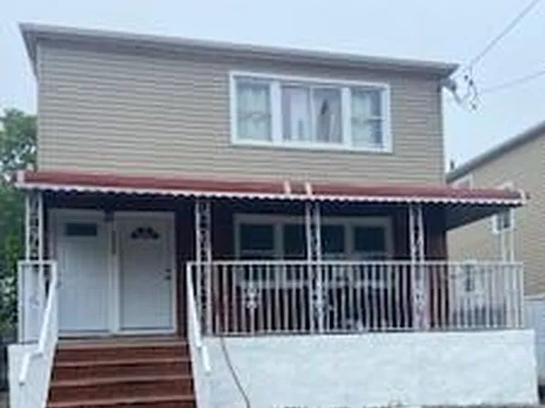 2324 Camp Road, Far Rockaway, NY 11691