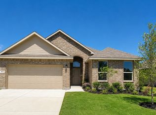 612 Harvey St, Grandview, TX 76050