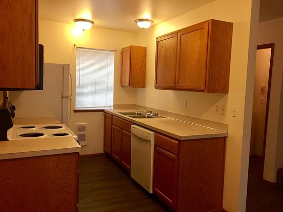 2nd image of 4313 S Union Ave APT D