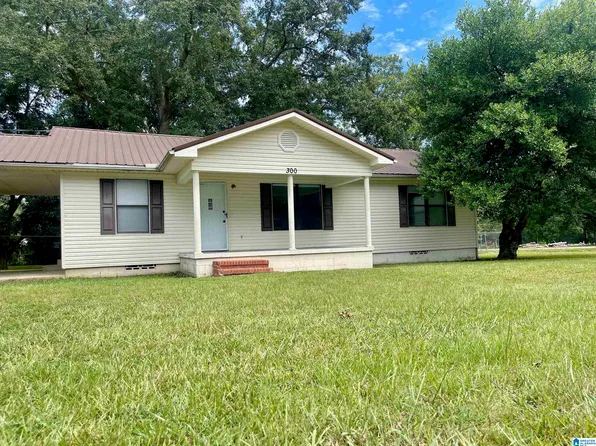300 1st St S, Clanton, AL 35045
