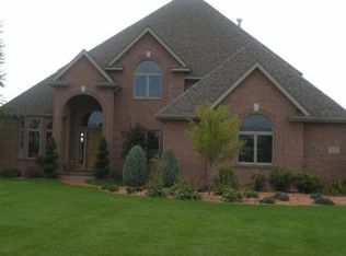 4115 Carmel Dr, Saginaw, MI 48603