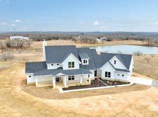 117 Mustang Springs Cir, Sunset, TX 76270