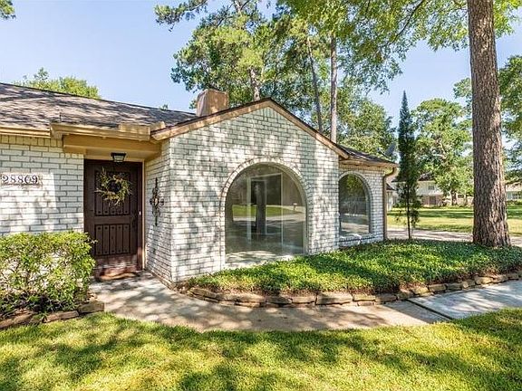2nd image of 28809 Holly Hill Dr